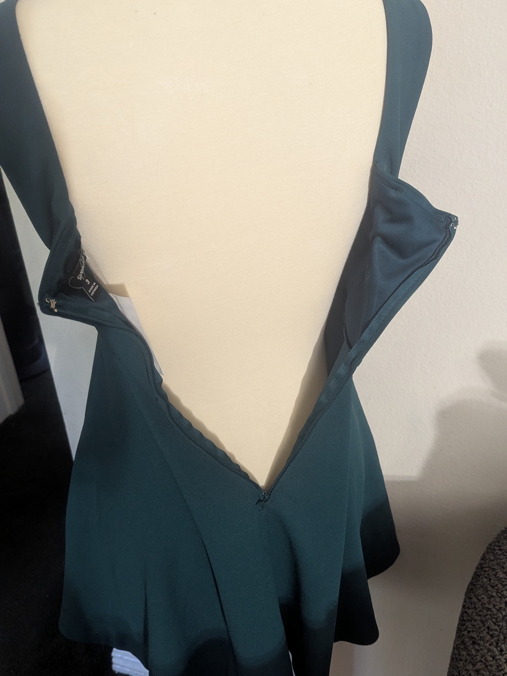 NWT Speechless Dark Green Skater Dress Fit Flare Scuba Knit Ruffle Skirt Size 3 - Picture 6 of 8